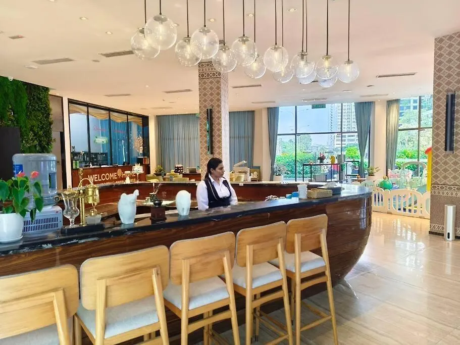 Apartment Central Park Tampoi Larkin 2 Bedroom -New Bear Bricks Style Johor Bahru